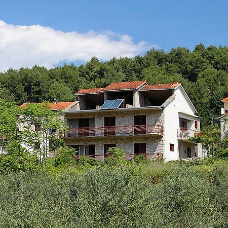 Apartment Studio Jelsa 8789a *